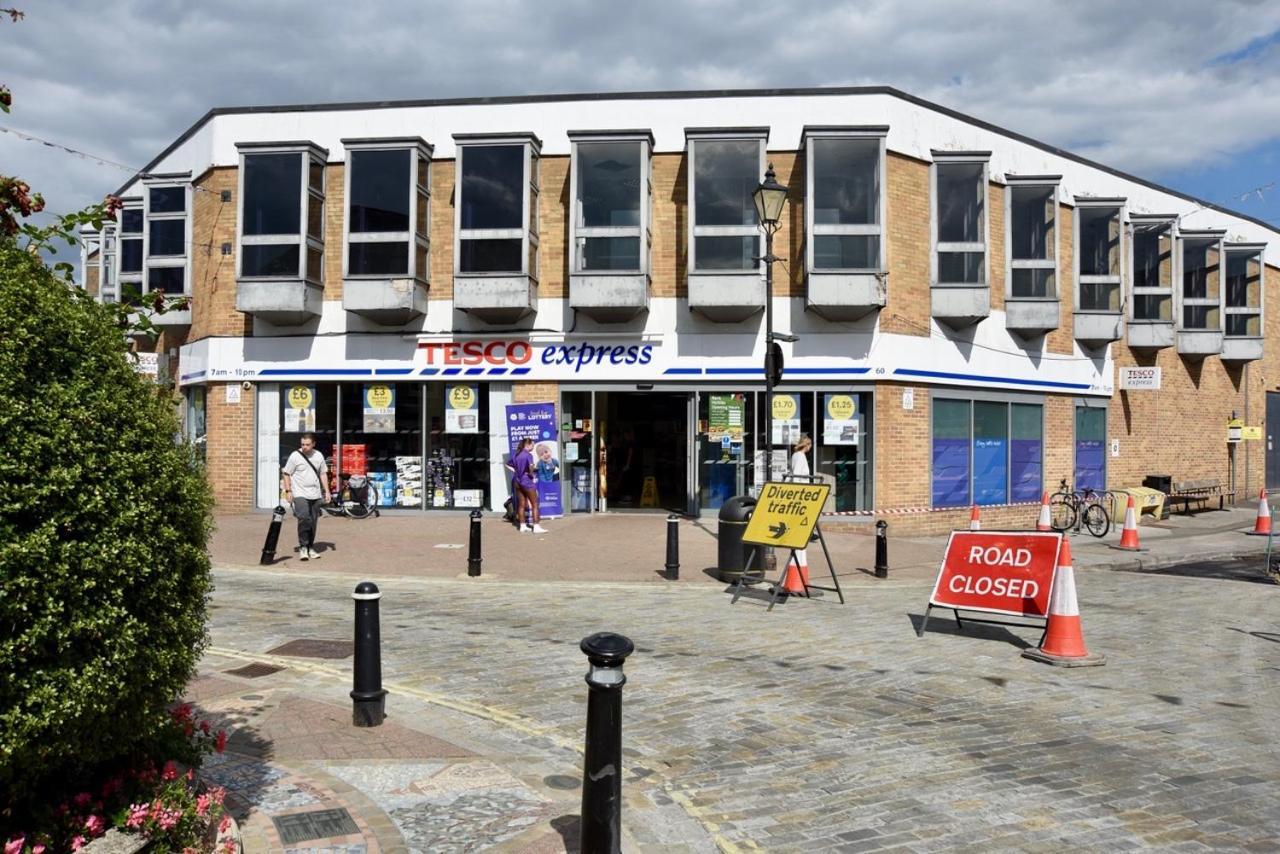 Lancing Apartments - Spacious 2 Bed - Sleeps 6 - Burnham Village Slough Exteriér fotografie